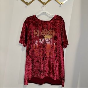 Def Leppard Velvet Band Tee